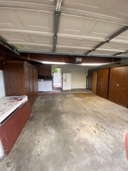 Building Photo - 17236 Nisson Rd