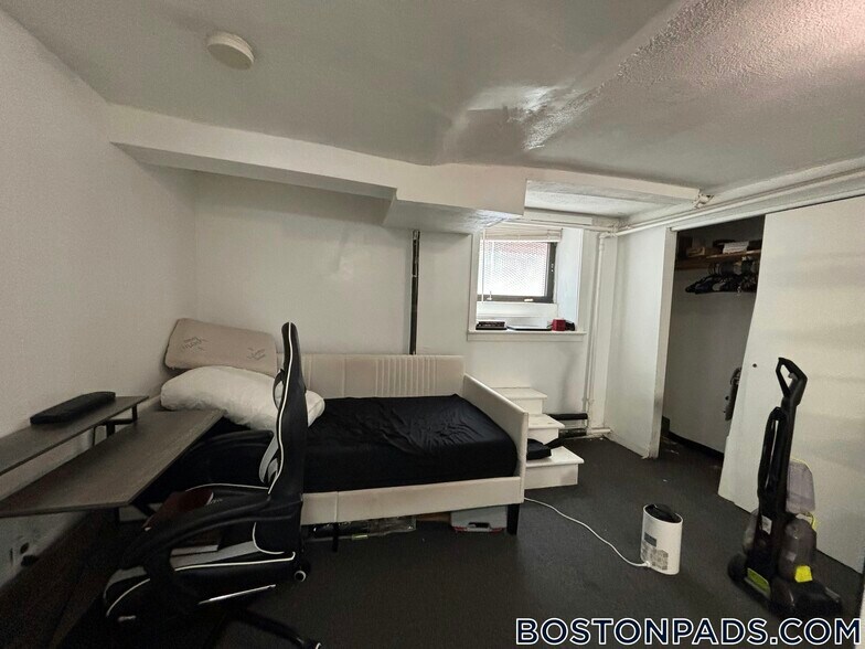 Building Photo - 55 S Huntington Ave