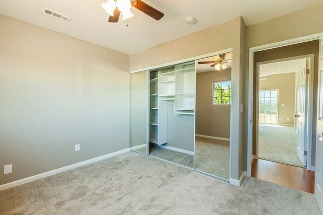 Building Photo - 714 Herbert St