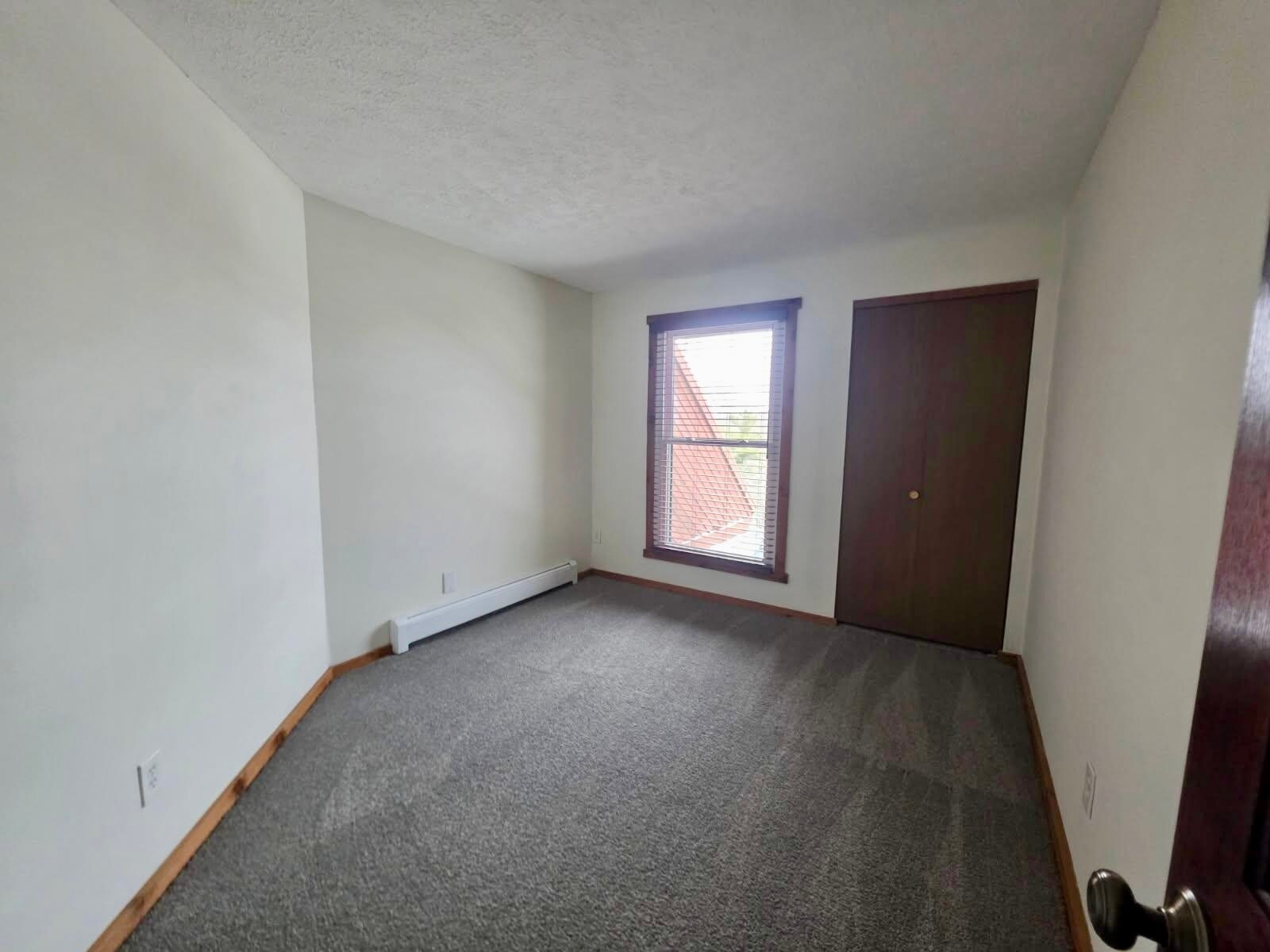 Building Photo - 1605 Treetop Trl