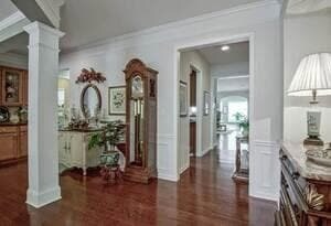Building Photo - 232 Begonia Ct