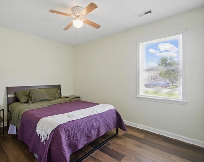 Building Photo - 3 bedroom 2 bath in Summerfield