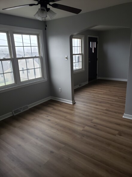 Building Photo - 4309 Brooke St
