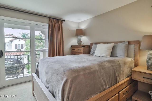 Building Photo - 963 Corte Augusta