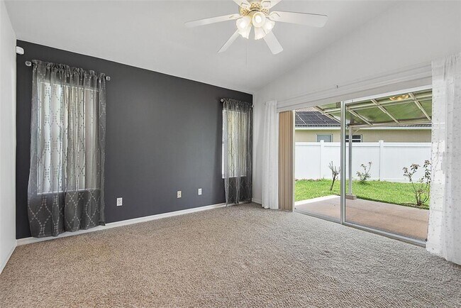 Building Photo - 113 Whippoorwill Dr