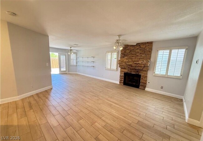 Building Photo - 32 Sandwedge Dr