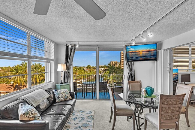 Building Photo - 1421 S Ocean Blvd