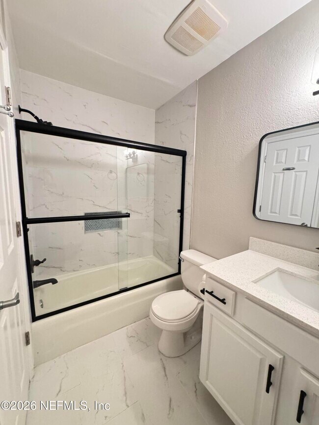 Building Photo - 8880 Old Kings Rd S