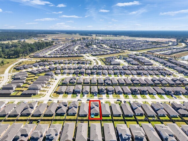 Building Photo - 14744 Hazel Br Dr