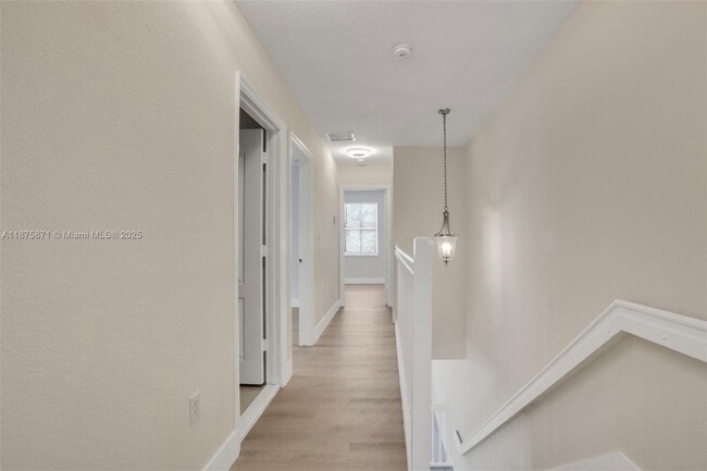 Building Photo - 3031 SW 129th Terrace