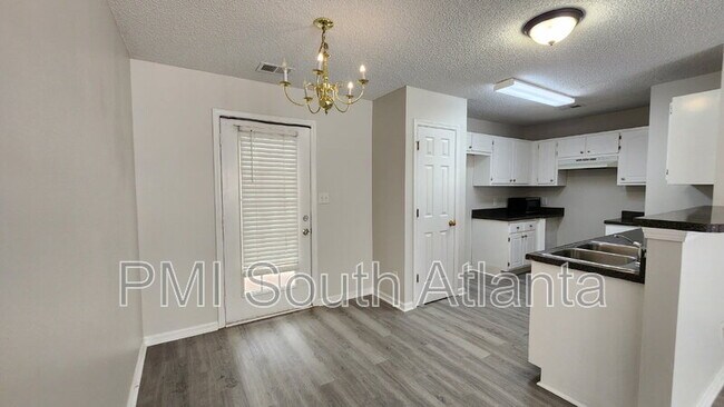 Building Photo - 1848 Carrington Dr