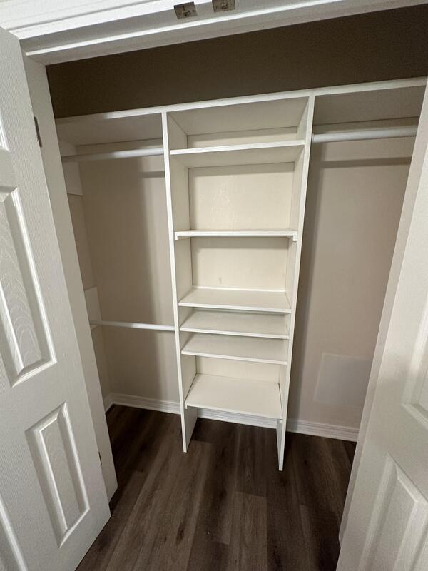 Building Photo - 16310 South Boulevard - 5