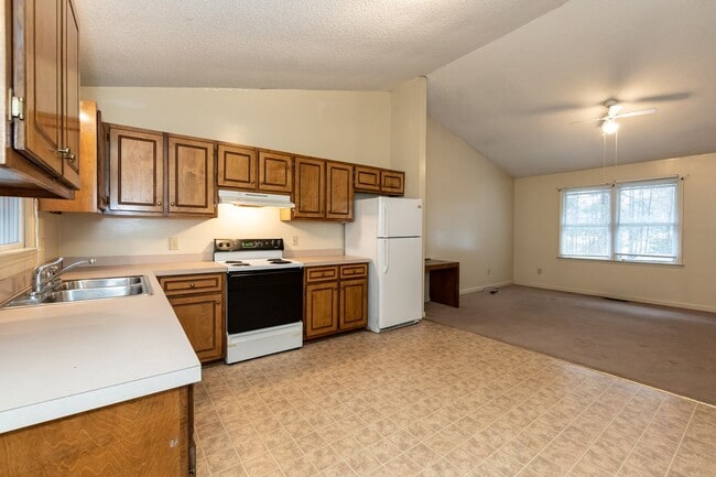 Building Photo - Kittrell Duplex 2