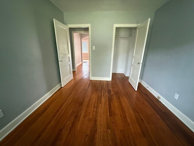 Building Photo - 159 St Agnes Dr