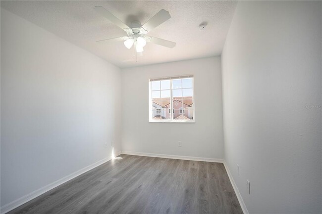 Building Photo - 1241 S Beach Cir
