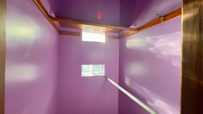 Building Photo - 7127 S Ridgeway Ave