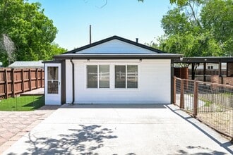 Building Photo - Spacious + Private 2BR/1BA in the Beautiful Golden, CO! Secluded AND Conveniently Located