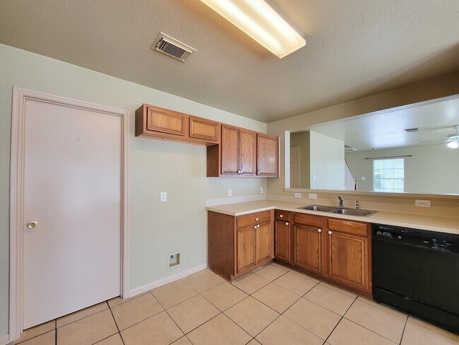 Building Photo - 21807 Aspen Mist Ln