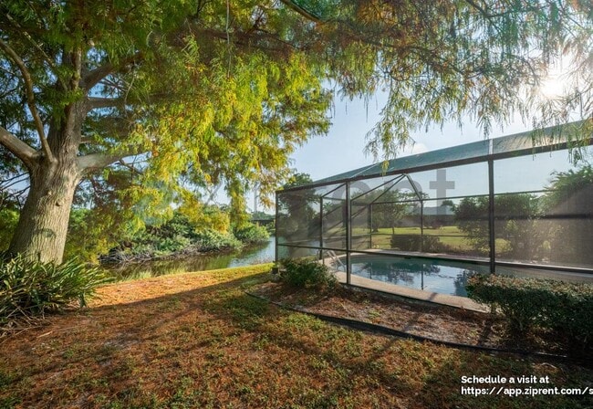 Building Photo - 468 Laurencin Dr