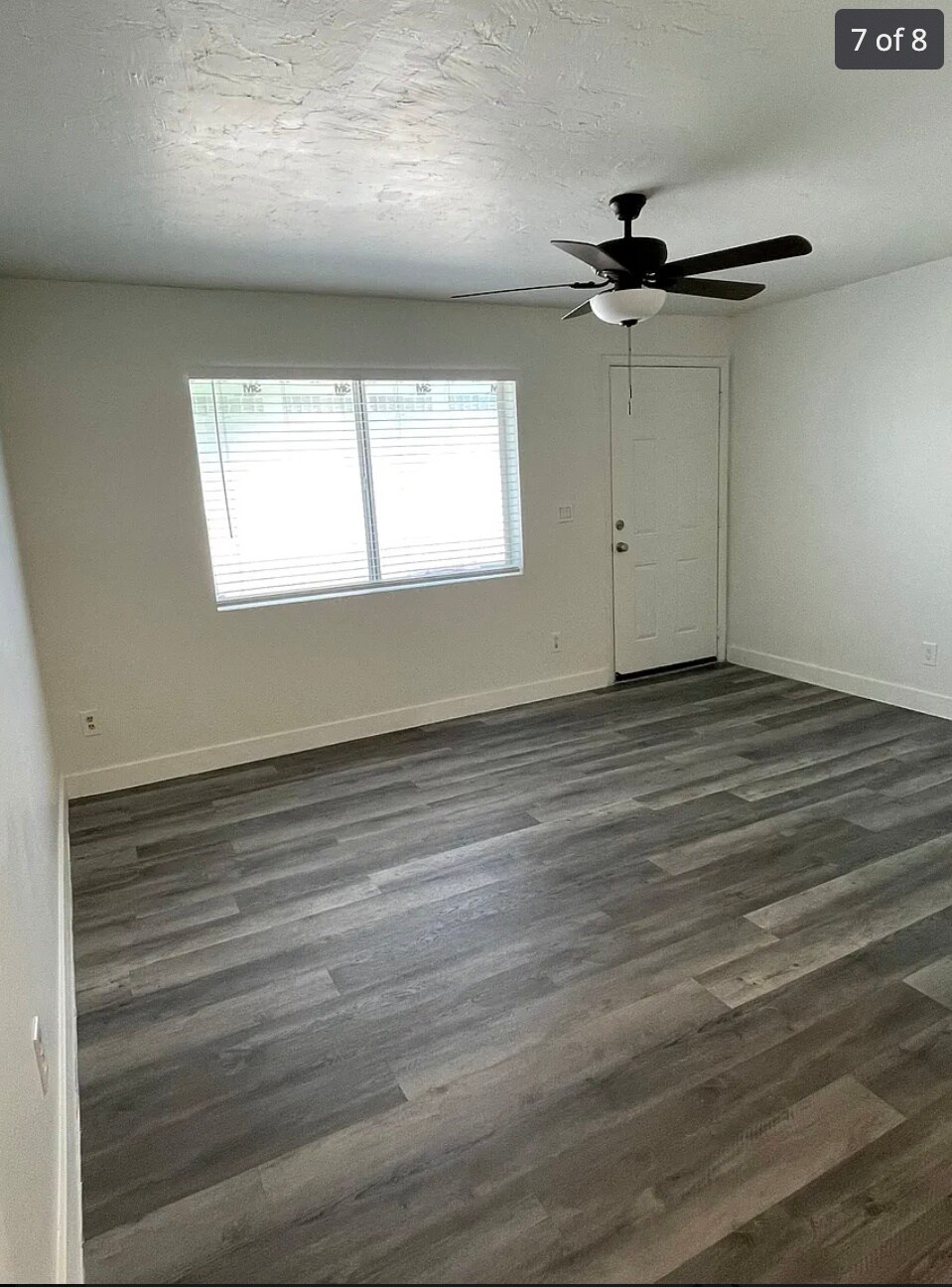 Living Room - 2201 E Cactus Rd