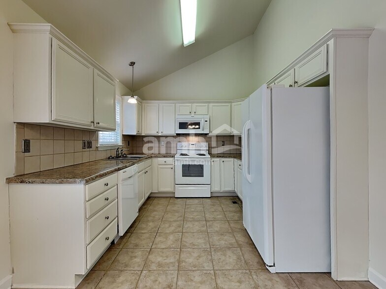 Building Photo - 4735 Eagle Path