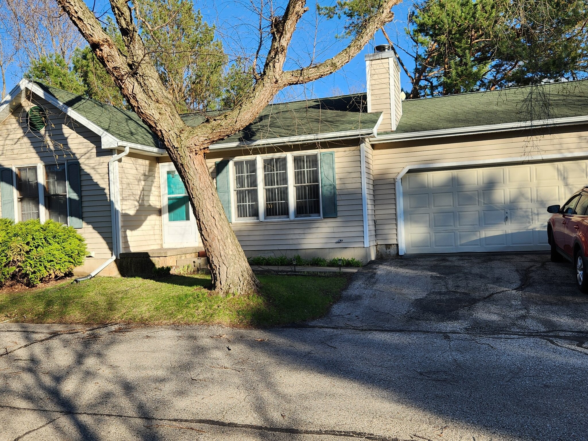 Building Photo - 71XX E Valley Ridge Dr