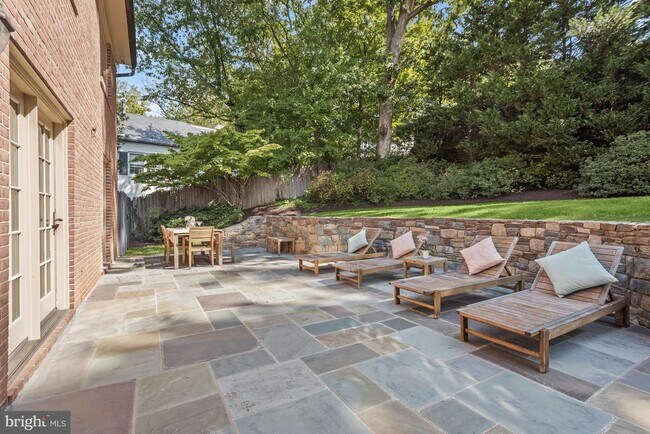 Building Photo - 4810 Rockwood Pkwy NW