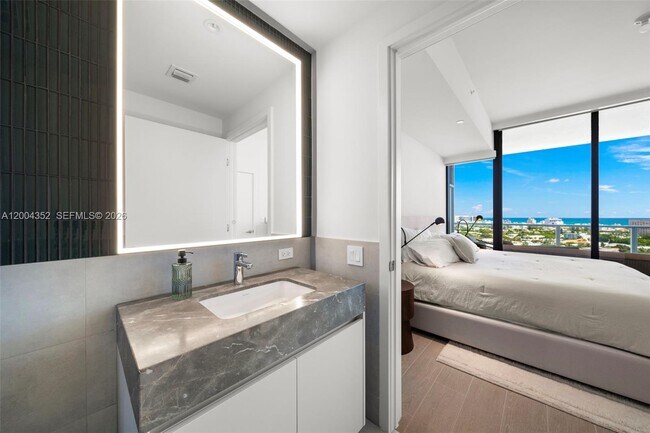 Building Photo - 500 Alton Rd