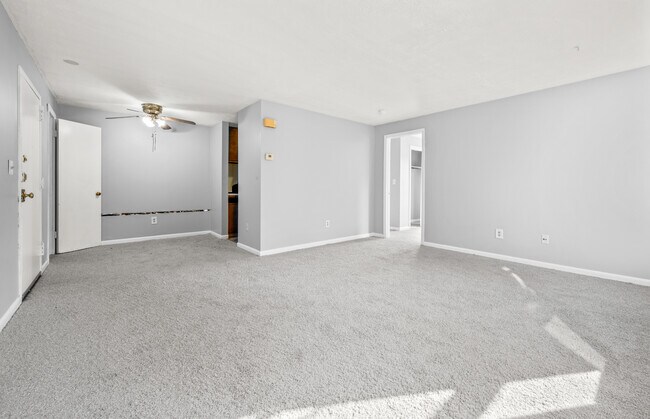 Building Photo - Maple Heights