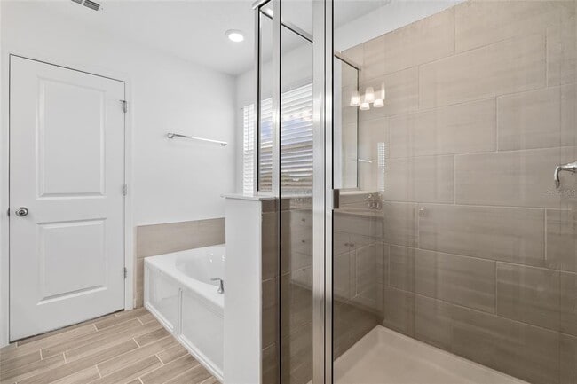 Building Photo - 9326 SW 57th Ter