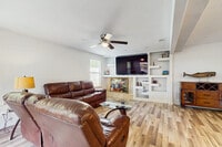 Building Photo - 1129 Danny Dr