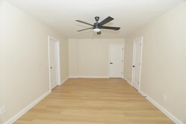 Building Photo - 5203 Mossgrey Ln