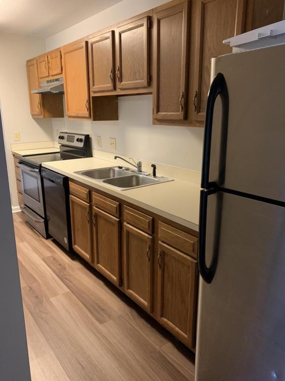 Building Photo - 6133 Meadow Rose Ln