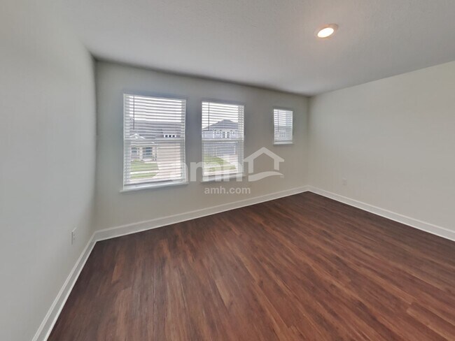 Building Photo - 33955 Thyme Dr