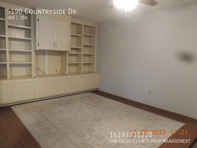 Building Photo - 5190 Countryside Dr