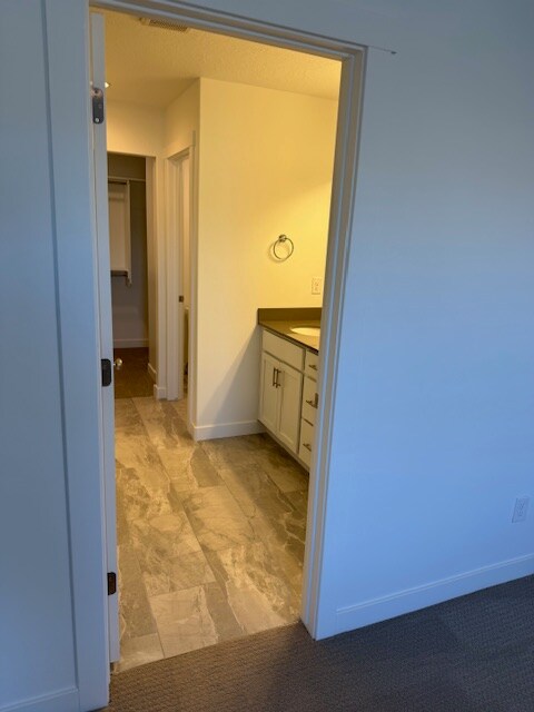 Building Photo - 2629 Barnwood Ln
