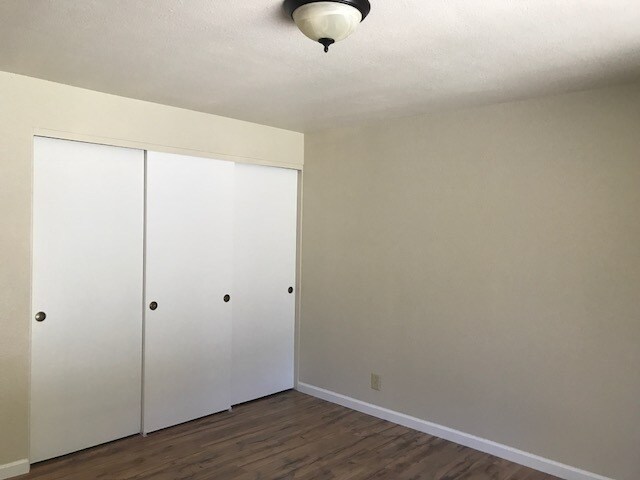 Building Photo - 870 Briargreen Ct