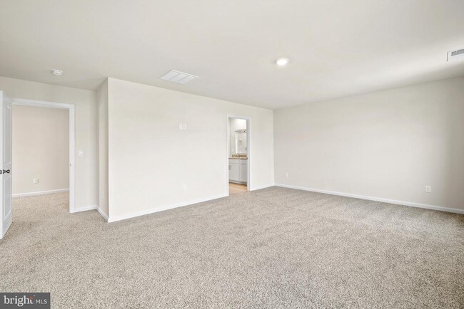 Building Photo - 177 Schyrock Dr