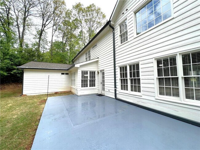 Building Photo - 12560 Crabapple Chase Dr