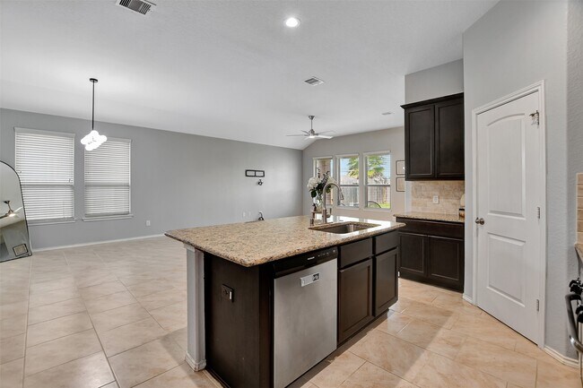 Building Photo - 23814 Scotsman Dr