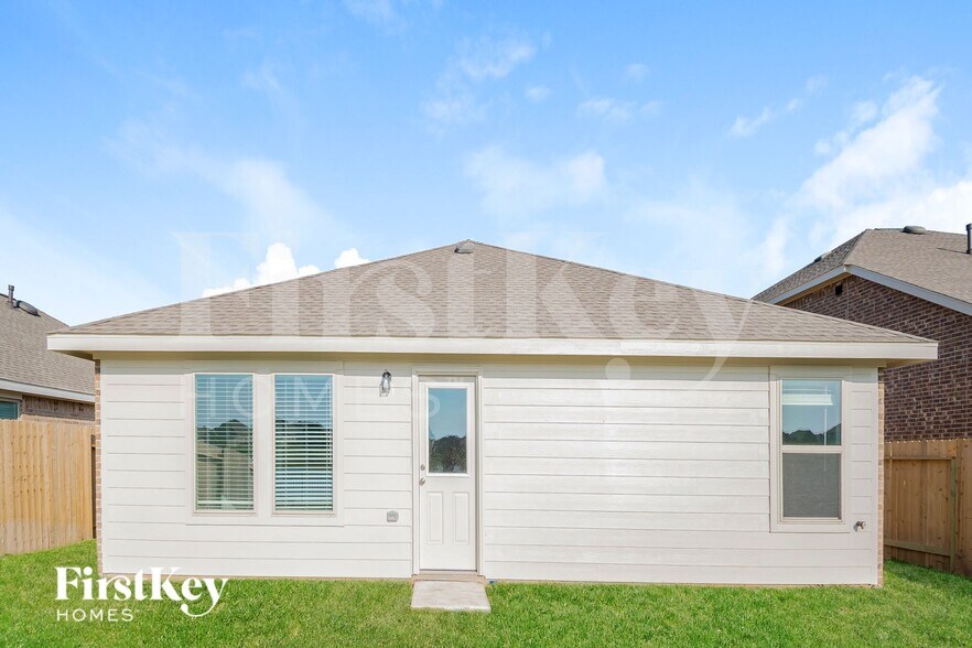 Building Photo - 453 Maple Bnd Ln