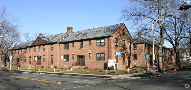 Building Photo - Kai's Court