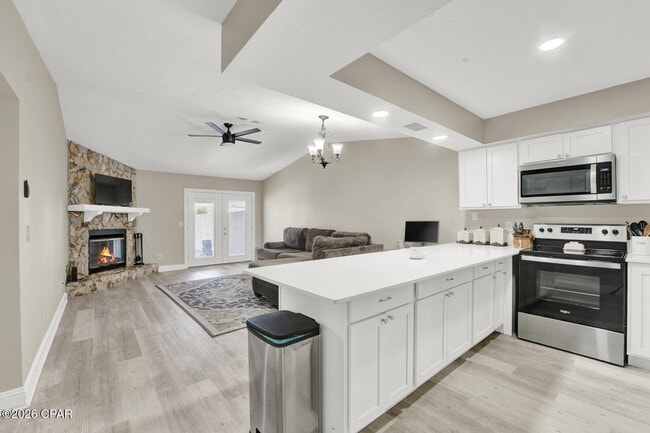 Building Photo - 5119 Marla Dr