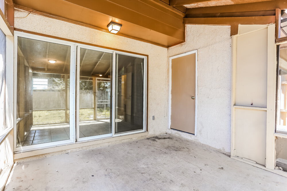 Building Photo - 7656 Arble Dr