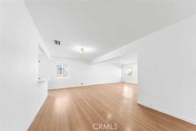 Building Photo - 19148 Saticoy St