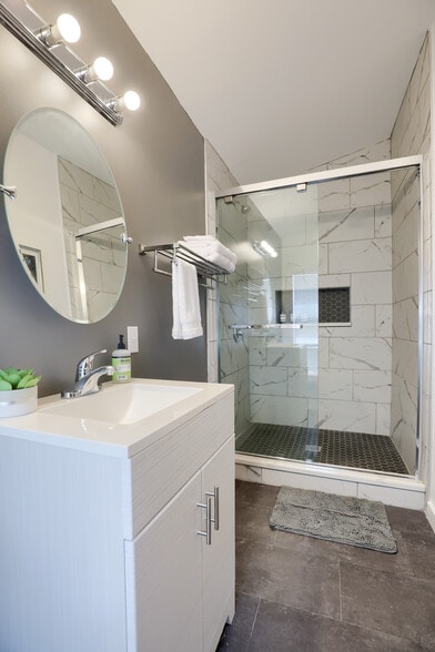 Building Photo - 22 N Broad St