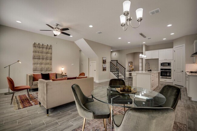 Building Photo - 4-BEDROOM LUXURY NEW CONSTRUCTION