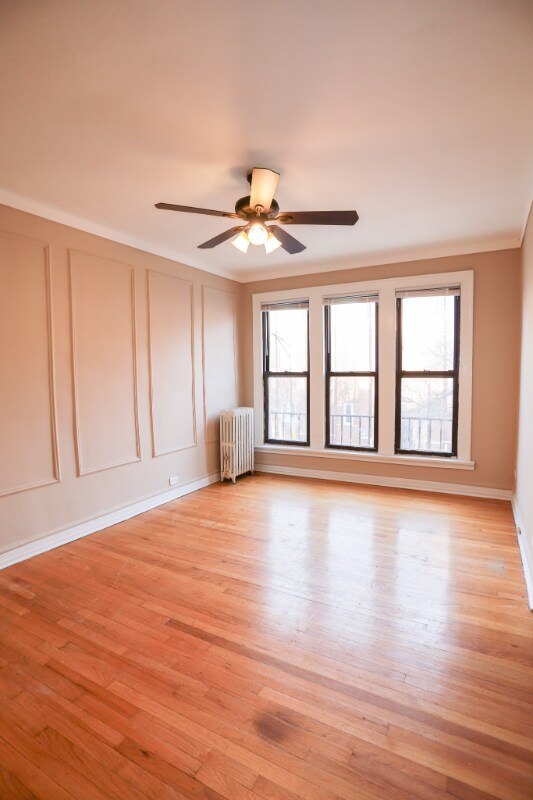 Building Photo - 3355 W Eastwood Ave