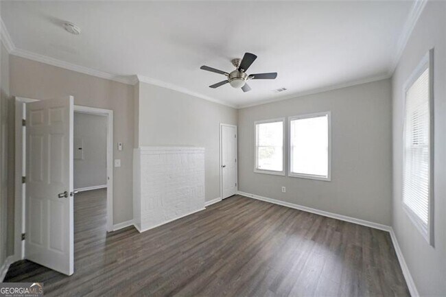 Building Photo - 983 Harwell St NW