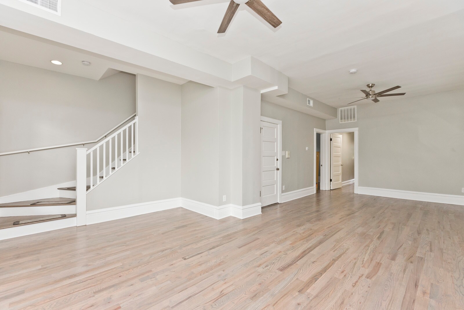 Building Photo - 1324 Byron W St